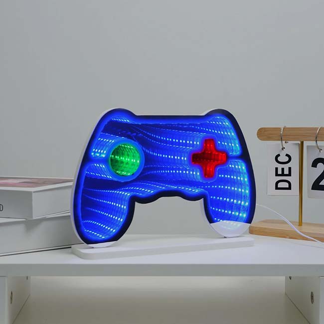 Infinity Mirror Gamer